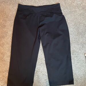 Land’s End Capris. Size 1x. Black.